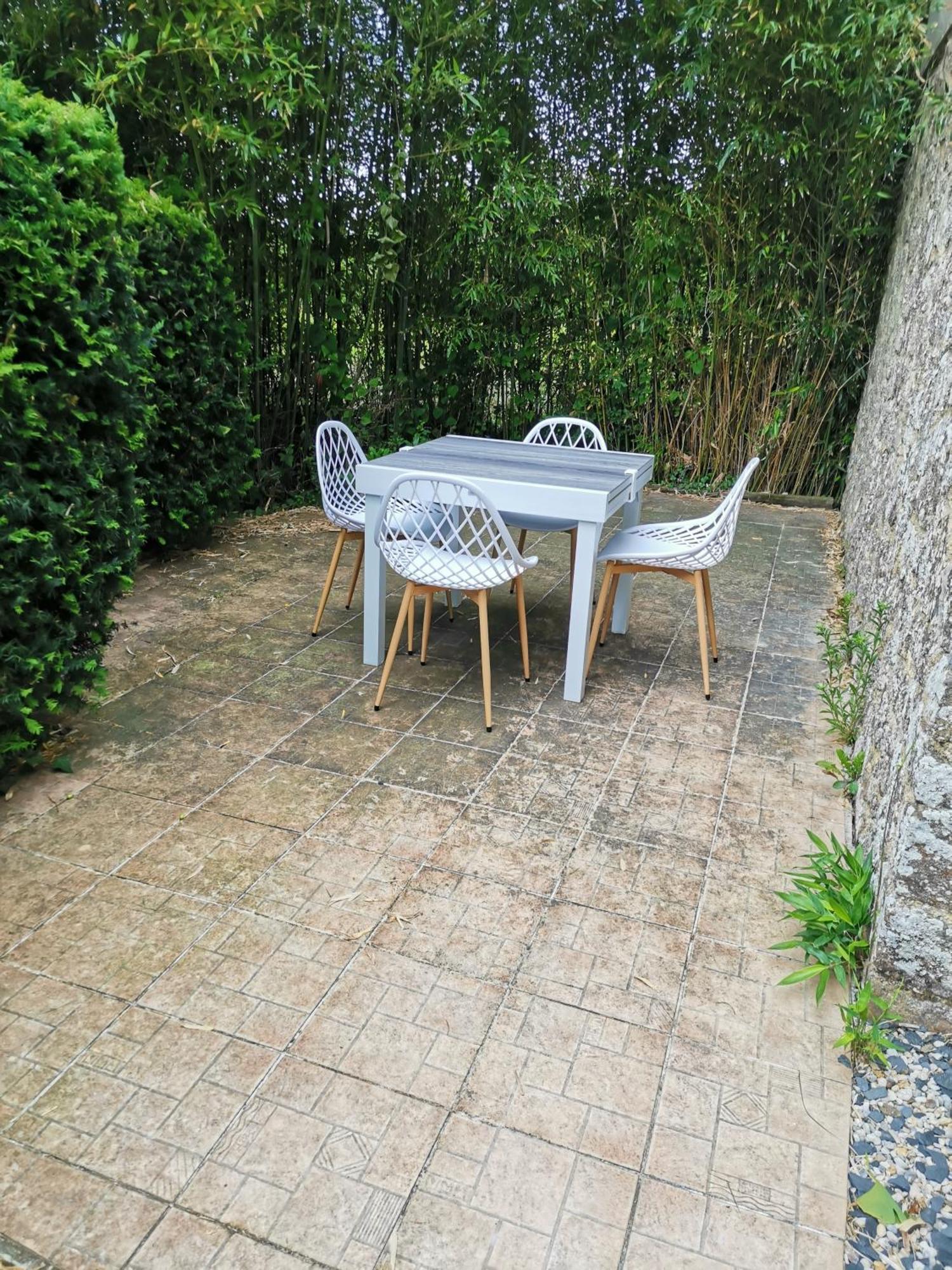Les Brassins Du Dillon Villa Moyon Bagian luar foto